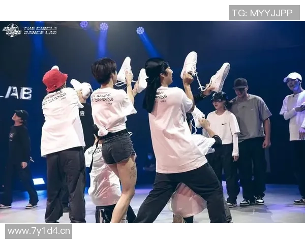 广州街舞队荣登全国街舞意识排行榜第二名引发热议 广州街舞队荣登全国街舞意识排行榜第二名引发热议