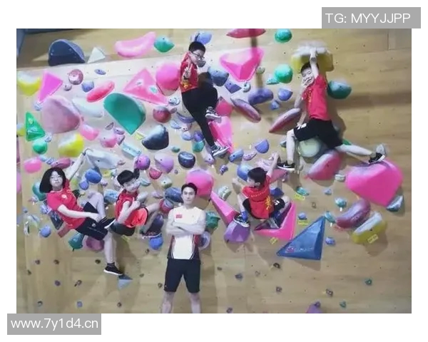 武汉攀岩队的成长历程与极限运动嘉年华的精彩瞬间揭秘 武汉攀岩队的成长历程与极限运动嘉年华的精彩瞬间揭秘